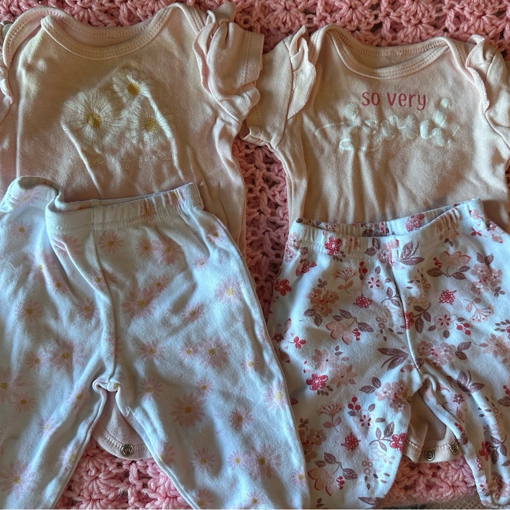 Baby Girl Floral Onesie and Pants Set